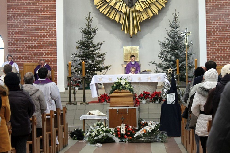 Pogrzeb śp. o. Janusza Cechowego SJ