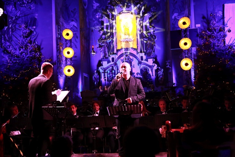 Koncert charytatywny w Ołpinach