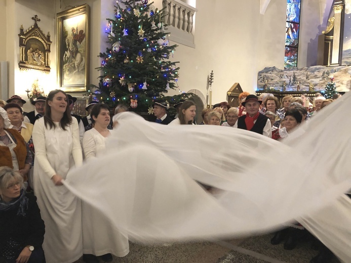 Integracyjne "Jasełka beskidzkie" stowarzyszenia Serce dla Serca w Bielsku-Białej - 2020