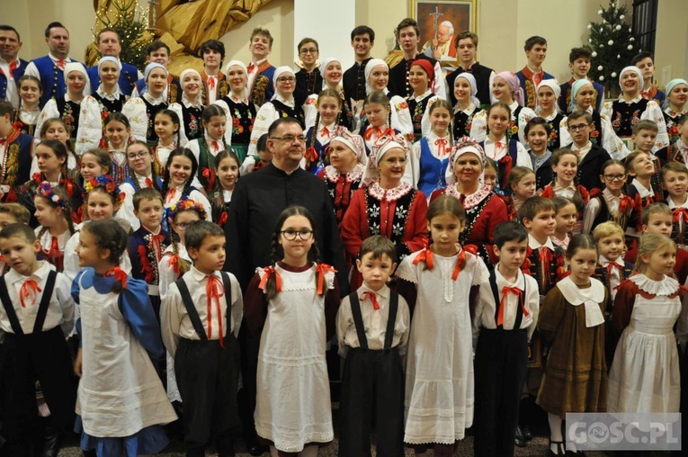 Kolędowanie "Małych Gorzowiaków"