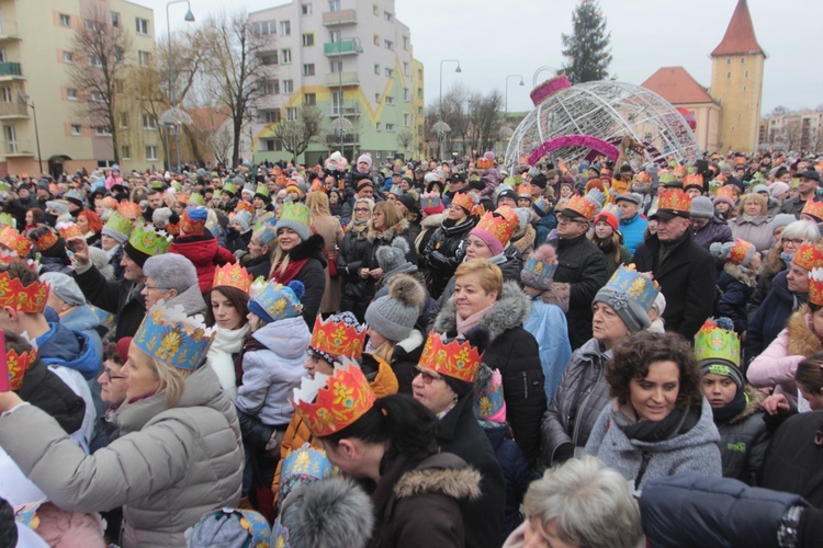 Orszakowe niebo w Lubinie