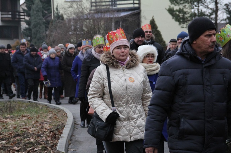 Orszak w Nowej Dębie