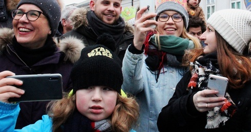 Kard. Nycz: Wszyscy jesteśmy zaproszeni do żłóbka