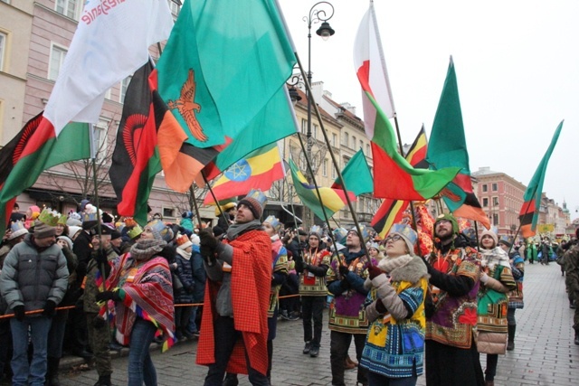 Orszak Trzech Króli na ulicach Warszawy 