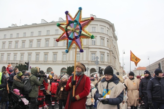 Orszak Trzech Króli na ulicach Warszawy 