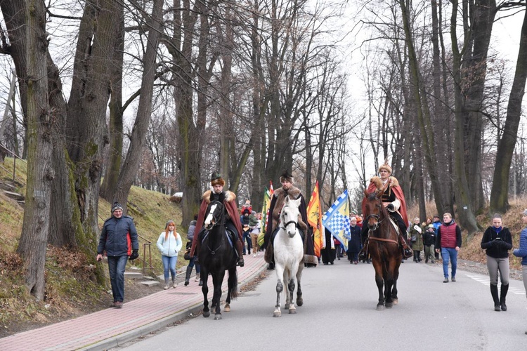 Orszak w Dębnie