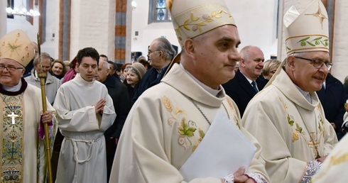 Bp Dajczak: Wszyscy, którzy chcą spotkać Jezusa, muszą wyruszyć w drogę