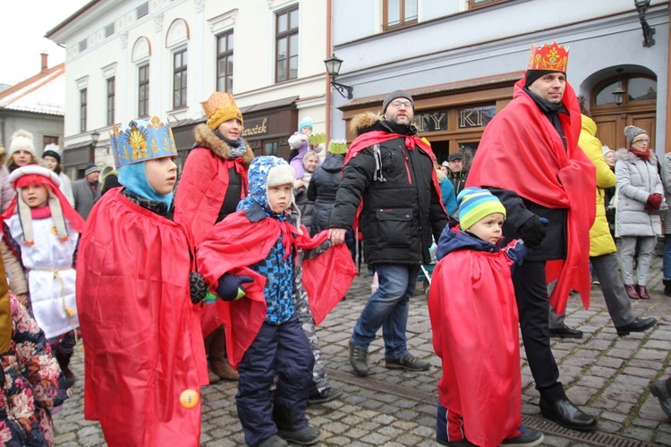 Orszak Trzech Króli w Bielsku-Białej 2020, cz. 1 - na trasie