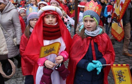 Orszak Trzech Króli w Bielsku-Białej 2020, cz. 1 - na trasie