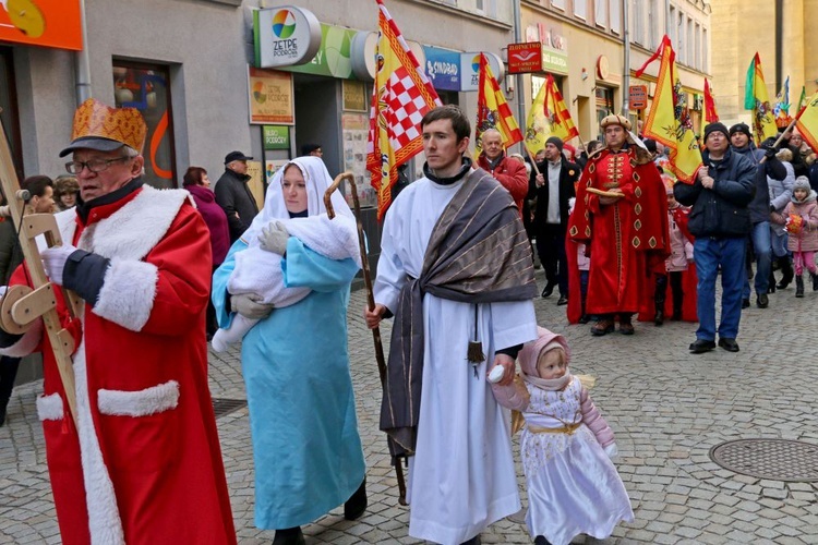 Orszak Trzech Króli 2020 w Dzierżoniowie