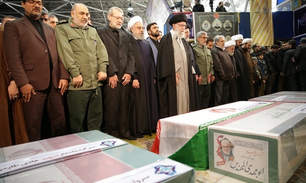 Iran: Zwłoki generała Sulejmaniego przywieziono do miasta Kerman