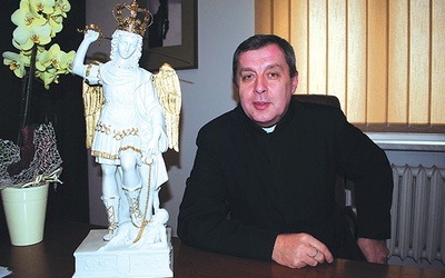 Ksiądz Mieczysław zapowiada, że w tym roku głównym tematem rozmów z parafianami będzie Eucharystia.