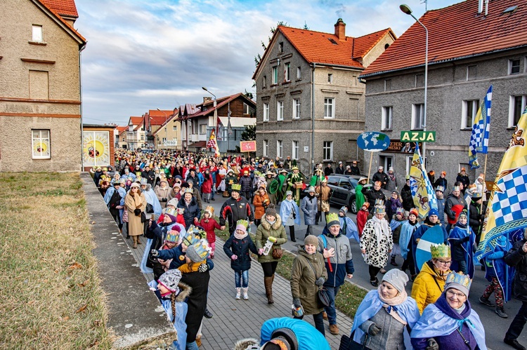 Orszak Trzech Króli 2020 w Bielawie