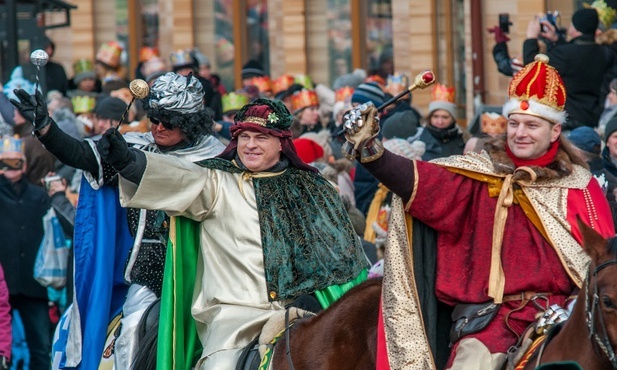 Tychy. Orszak z grochówką, żurkiem i bigosem