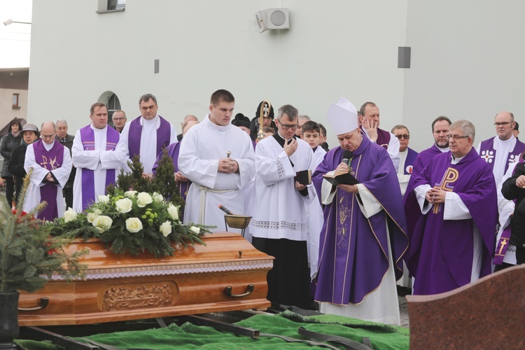 Pogrzeb śp. ks. Sławomira Graniecznego w Oświęcimiu i Pogwizdowie