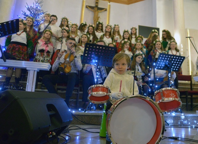 Koncert Guzowianek dla Krzysia Czupryna