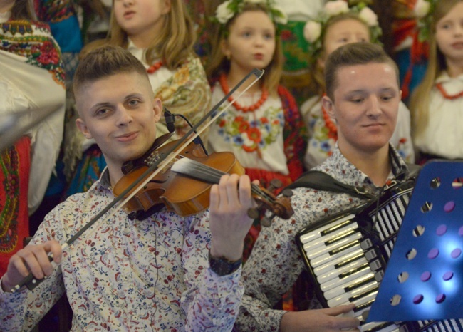 Koncert Guzowianek dla Krzysia Czupryna