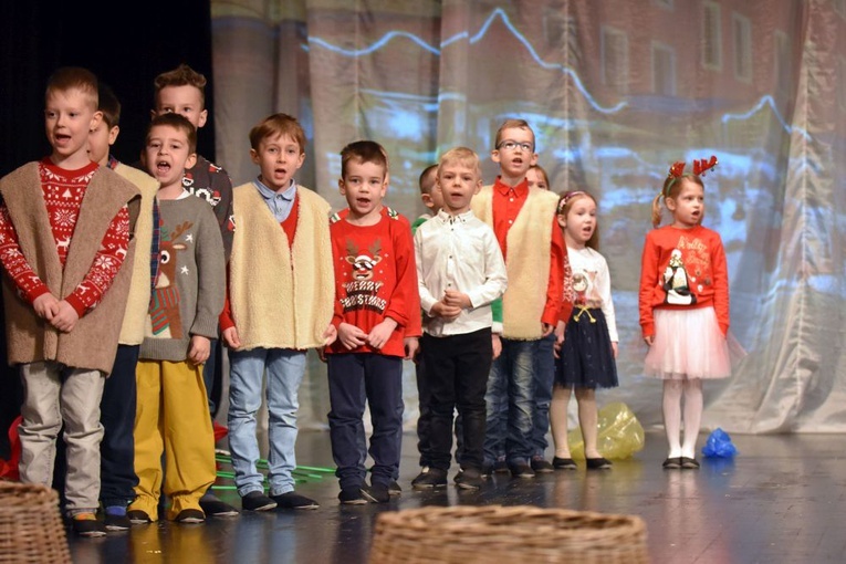 28. Świdnicki Przegląd Zespołów Kolędniczych - dzień 1