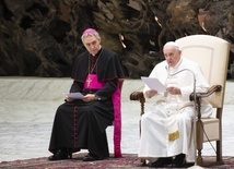 Papież: Nie można być chrześcijaninem siejąc wojnę