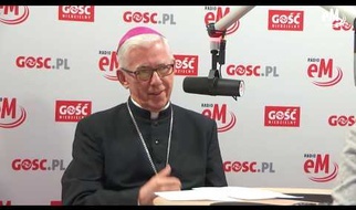 Abp Wiktor Skworc: Obecność wiernych na niedzielnej Mszy Świętej to być albo nie być Kościoła.