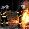 Strażacy z Poręby Spytkowskiej zainicjowali zbiórkę pieniędzy dla poszkodowanych pożarami w Australii. 