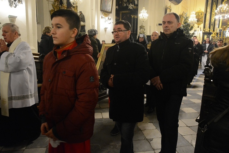 Relikwie św. Brata Alberta w Domu Miłosierdzia w Otmuchowie