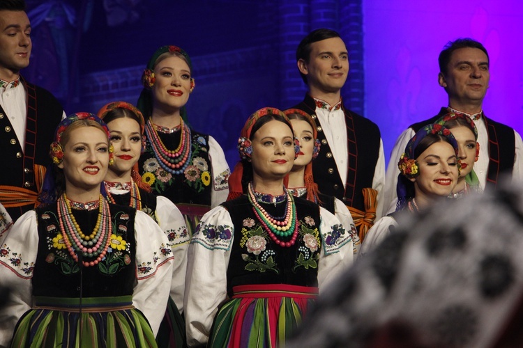 Żyrardów. Koncert kolęd i pastorałek zespołu Mazowsze