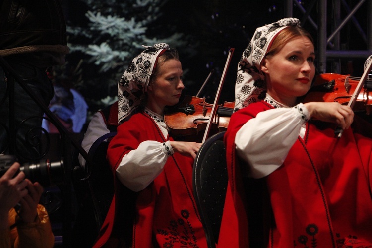 Żyrardów. Koncert kolęd i pastorałek zespołu Mazowsze