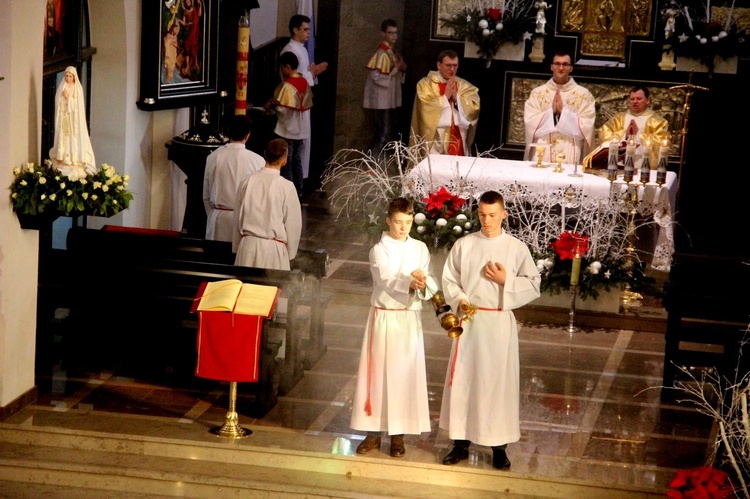 Borzęcin Dolny. Poświęcenie figury Matki Bożej Fatimskiej