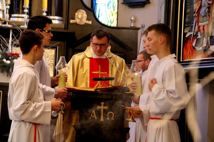 Borzęcin Dolny. Poświęcenie figury Matki Bożej Fatimskiej