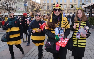 "Jednoczymy Kraków dla dzieciaków". Pod takim hasłem trwa pod Wawelem 28. finał WOŚP