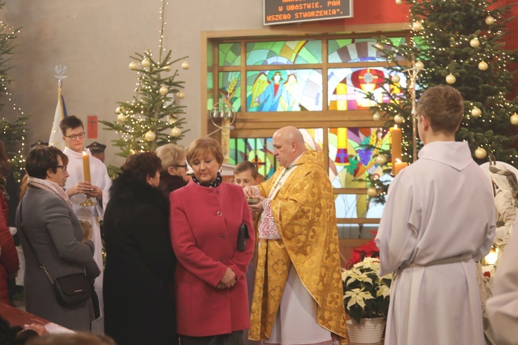 Poświęcenie nowej chrzcielnicy w Miliardowicach