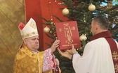 Poświęcenie nowej chrzcielnicy w Miliardowicach