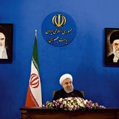 Prezydent Iranu Hasan Rowhani i Najwyżsi Przywódcy – Chomeini i Chamenei.