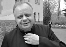 Ks. Wojciech Wójtowicz w obiektywie "Gościa Niedzielnego"