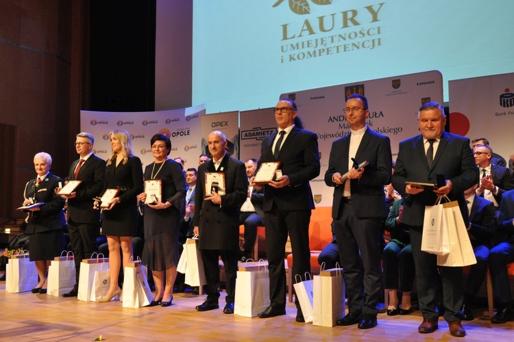 50 nowych laureatów Laurów Umiejętności i Kompetencji 2019