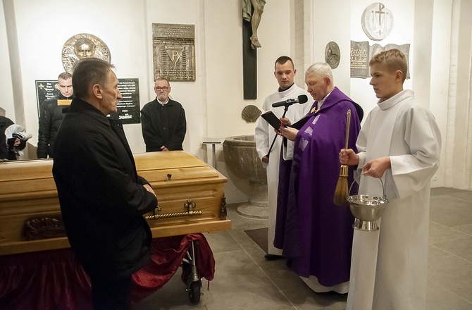 Msza żałobna w intencji ks. Wojciecha Wójtowicza, cz. 1