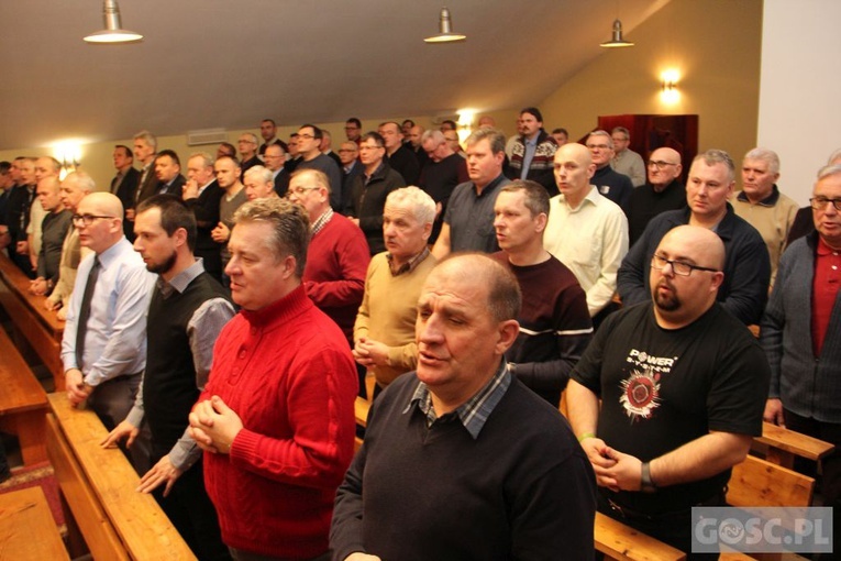 Rekolekcje nadzwyczajnych szafarzy Komunii Świętej w Rokitnie