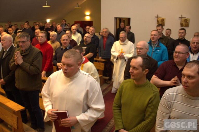 Rekolekcje nadzwyczajnych szafarzy Komunii Świętej w Rokitnie