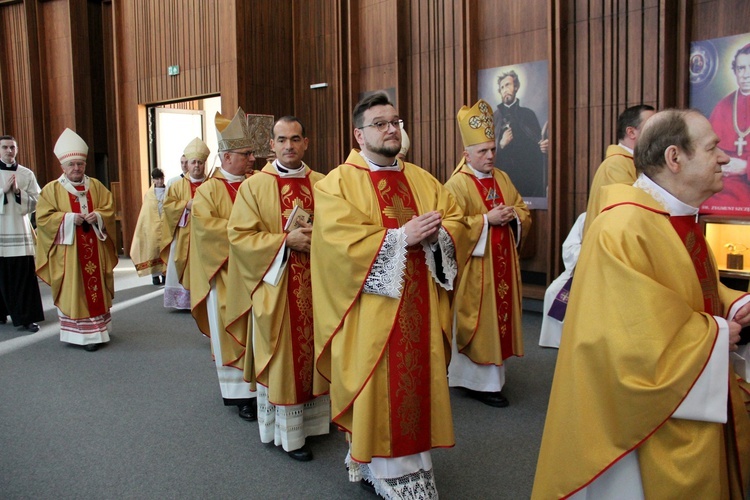 Relikwie św. bp. Józefa Pelczara i bł. Klary Szczęsnej w Świątyni Opatrzności Bożej