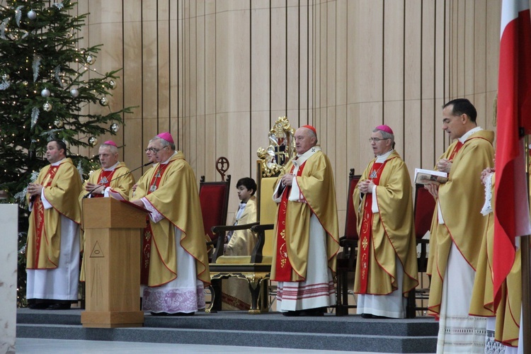 Relikwie św. bp. Józefa Pelczara i bł. Klary Szczęsnej w Świątyni Opatrzności Bożej