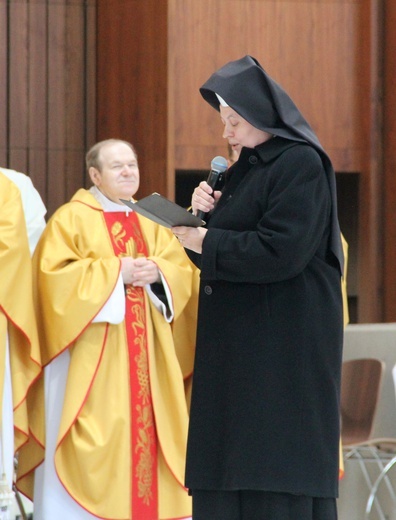 Relikwie św. bp. Józefa Pelczara i bł. Klary Szczęsnej w Świątyni Opatrzności Bożej