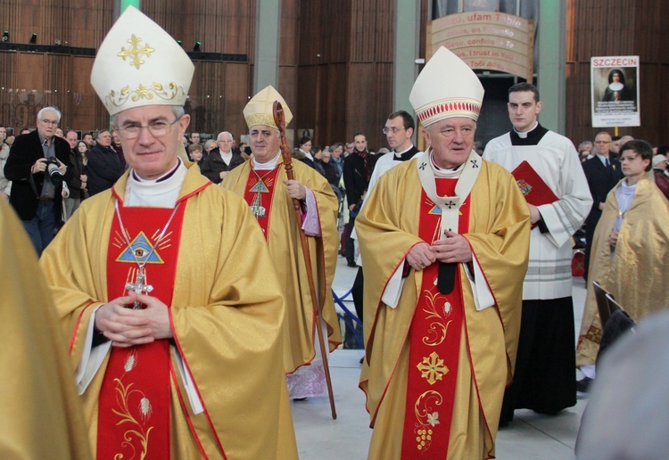 Relikwie św. bp. Józefa Pelczara i bł. Klary Szczęsnej w Świątyni Opatrzności Bożej