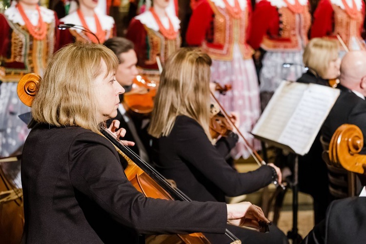 Tychy. Koncert kolęd w wykonaniu "Śląska"