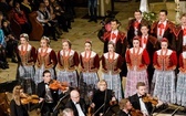 Tychy. Koncert kolęd w wykonaniu "Śląska"