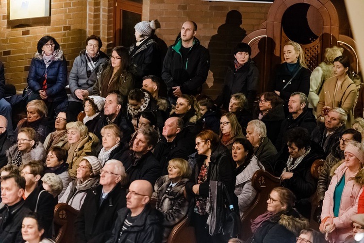 Tychy. Koncert kolęd w wykonaniu "Śląska"