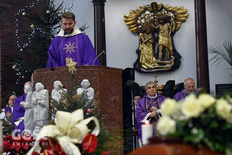 Uroczystości pogrzebowe ks. Stanisława Pasyka