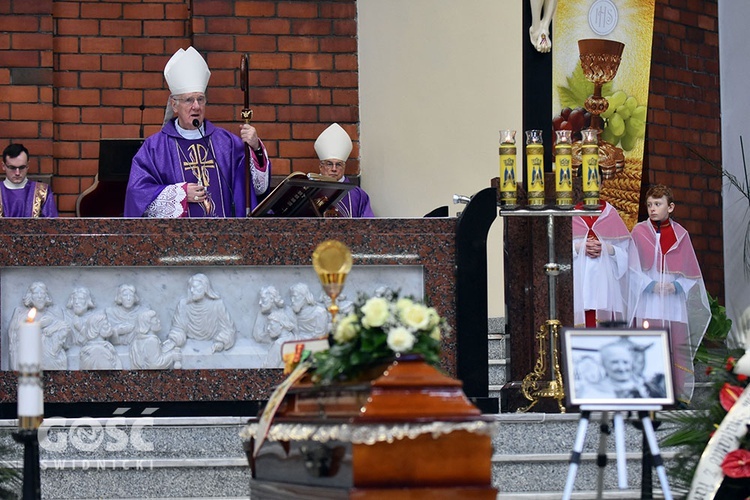 Uroczystości pogrzebowe ks. Stanisława Pasyka