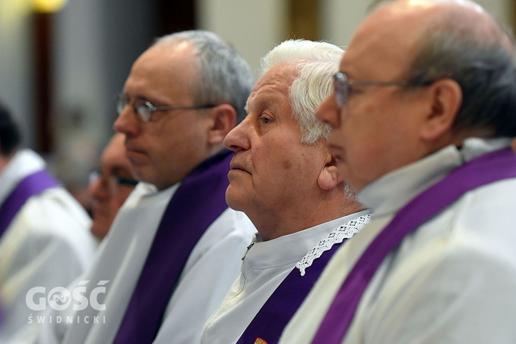 Uroczystości pogrzebowe ks. Stanisława Pasyka