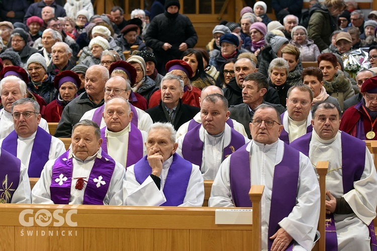 Uroczystości pogrzebowe ks. Stanisława Pasyka